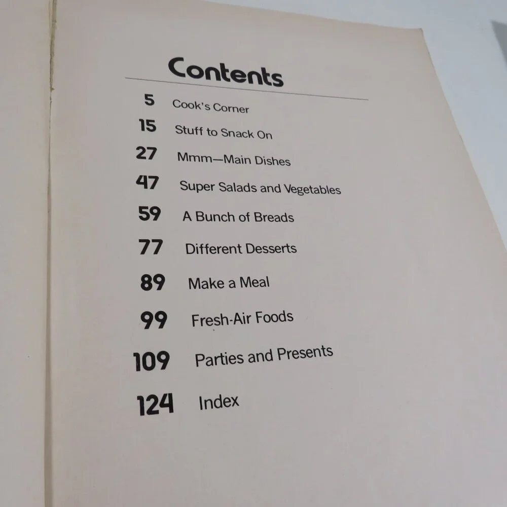 Betty Crocker's Cookbook for Boys & Girls 70s